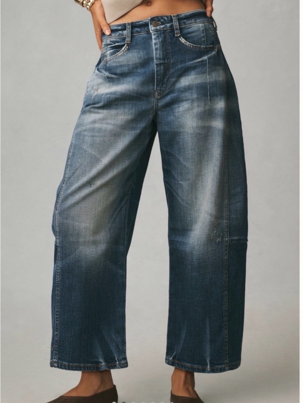 Pilcro barrel jeans  Women's Jeans in light wash - Picture 2 of 11